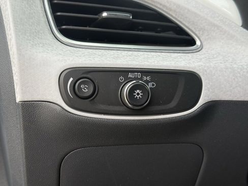 Used 2020 Chevrolet Bolt LT image 16