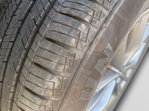 Certified 2024 Nissan Rogue S image 19