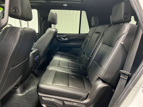 Used 2021 Chevrolet Tahoe Z71 w/ Z71 Signature Package image 6