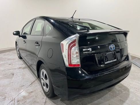 Used 2015 Toyota Prius Four image 11