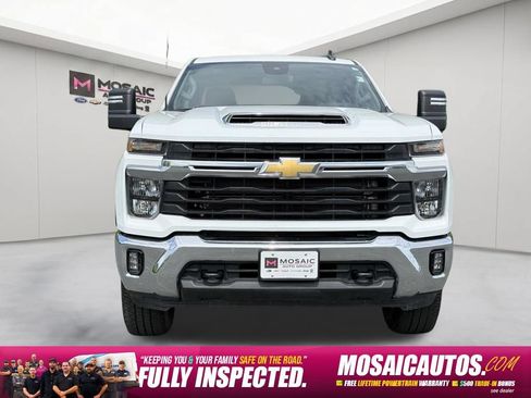 Used 2026 Chevrolet Silverado 2500 LT AWD/4WD image 2