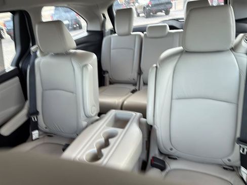 Used 2025 Honda Odyssey EX-L image 10