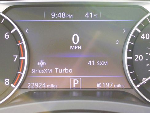 Used 2023 Nissan Altima 2.5 SR AWD/4WD image 18
