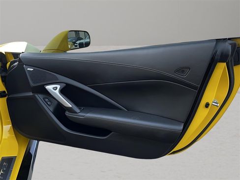 Used 2015 Chevrolet Corvette Stingray Coupe w/ 2LT Preferred Equipment Group image 16