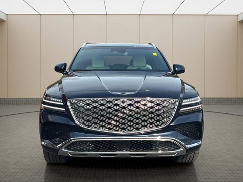 Certified 2025 Genesis GV80 3.5T Prestige AWD/4WD image 8