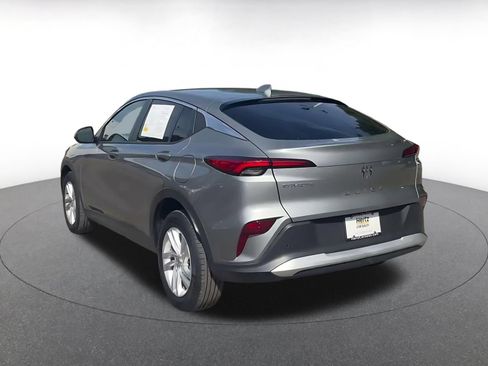 Used 2025 Buick Envista Preferred FWD image 9