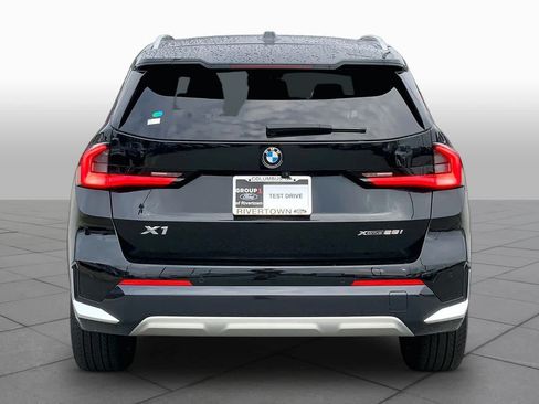 Used 2025 BMW X1 xDrive28i w/ Convenience Package AWD/4WD image 5