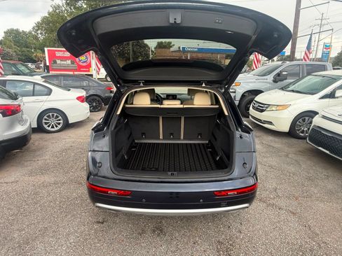Used 2018 Audi Q5 2.0T Premium Plus AWD/4WD image 9