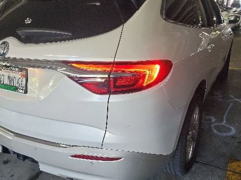 Used 2020 Buick Enclave Essence w/ Trailering Package, 5000 lbs. FWD image 3