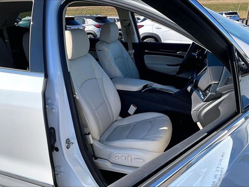 Used 2023 Buick Enclave Premium w/ Experience Buick Package image 7