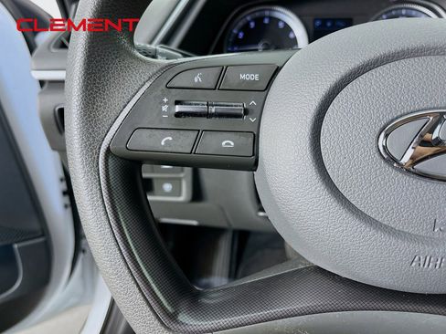 Used 2021 Hyundai Sonata SE FWD image 15