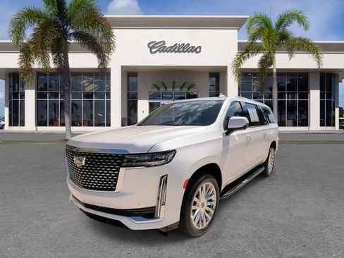 Certified 2024 Cadillac Escalade ESV Premium Luxury RWD image 5