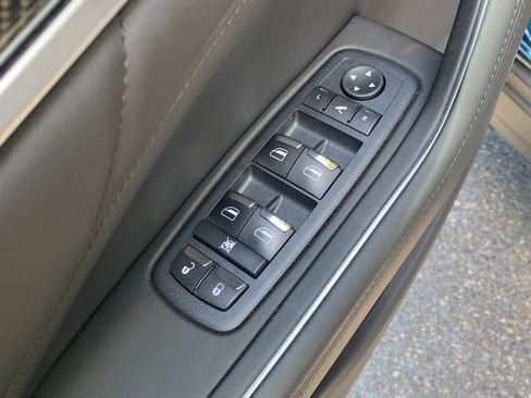 New 2024 Maserati Levante Trofeo image 17