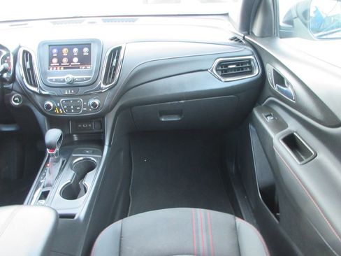 Used 2022 Chevrolet Equinox RS image 17