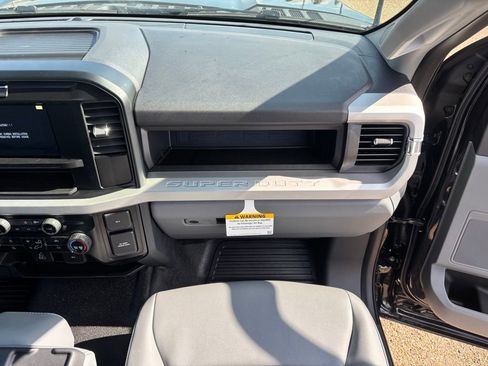 New 2026 Ford F350 XL w/ XL Driver Assist Package RWD image 18