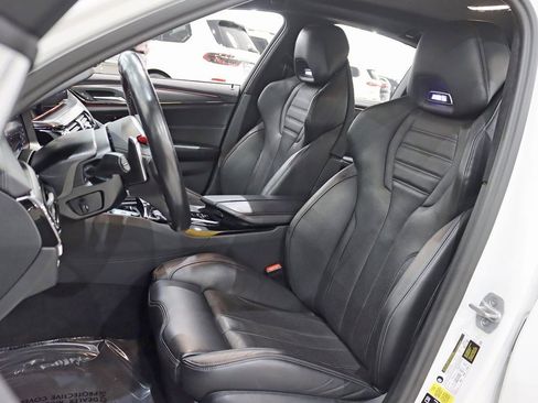 Used 2023 BMW M5 w/ Competition Package image 32