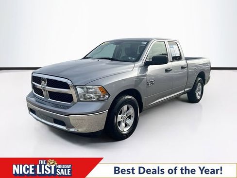Used 2024 RAM 1500 Classic SLT image 4