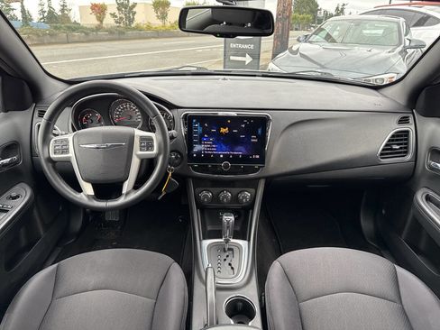 Used 2014 Chrysler 200 Touring w/ 200 S Group image 18