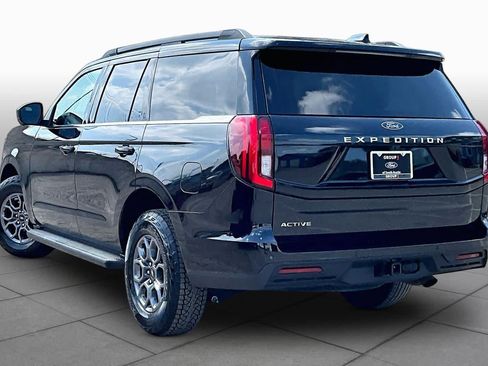 Certified 2025 Ford Expedition Active RWD image 6
