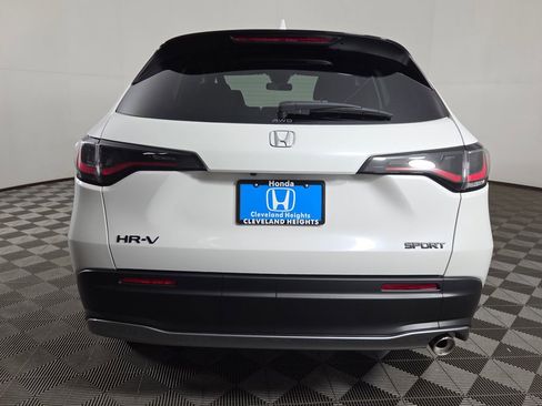 New 2026 Honda HR-V Sport image 8