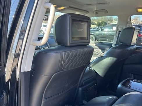 Certified 2018 INFINITI QX80 4WD w/ Deluxe Technology Package image 13