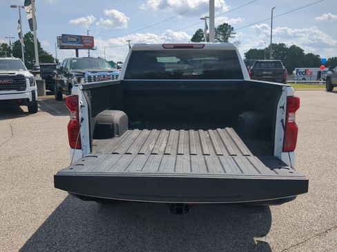 Used 2022 Chevrolet Silverado 1500 W/T w/ WT Value Package AWD/4WD image 23