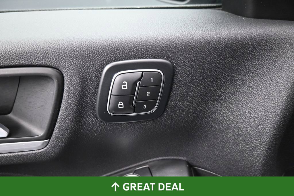 Used 2024 Ford Escape Platinum AWD/4WD image 32
