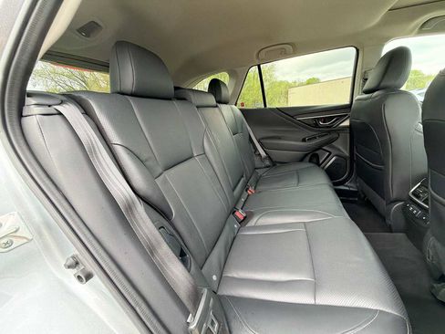 Certified 2022 Subaru Outback Limited AWD/4WD image 18