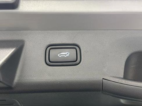 Used 2025 Hyundai Tucson Limited AWD/4WD image 30