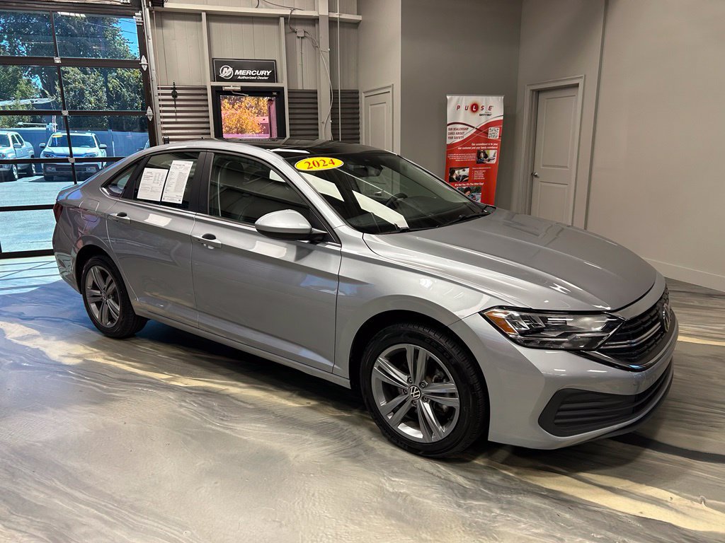 Used 2024 Volkswagen Jetta SE FWD image 26