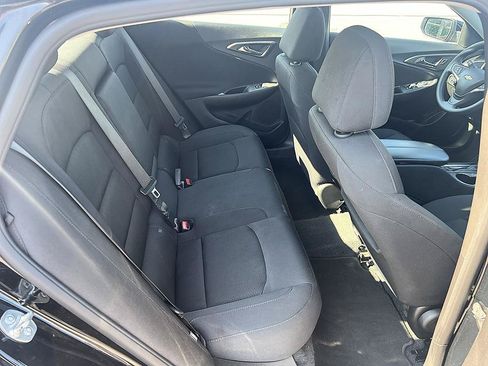 Used 2025 Chevrolet Malibu LT FWD image 16