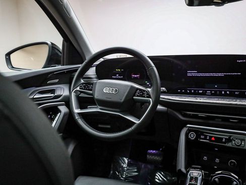 Certified 2025 Audi Q5 Premium Plus w/ Premium Plus image 16