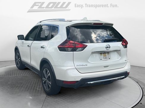 Used 2019 Nissan Rogue SV w/ Premium Package FWD image 6