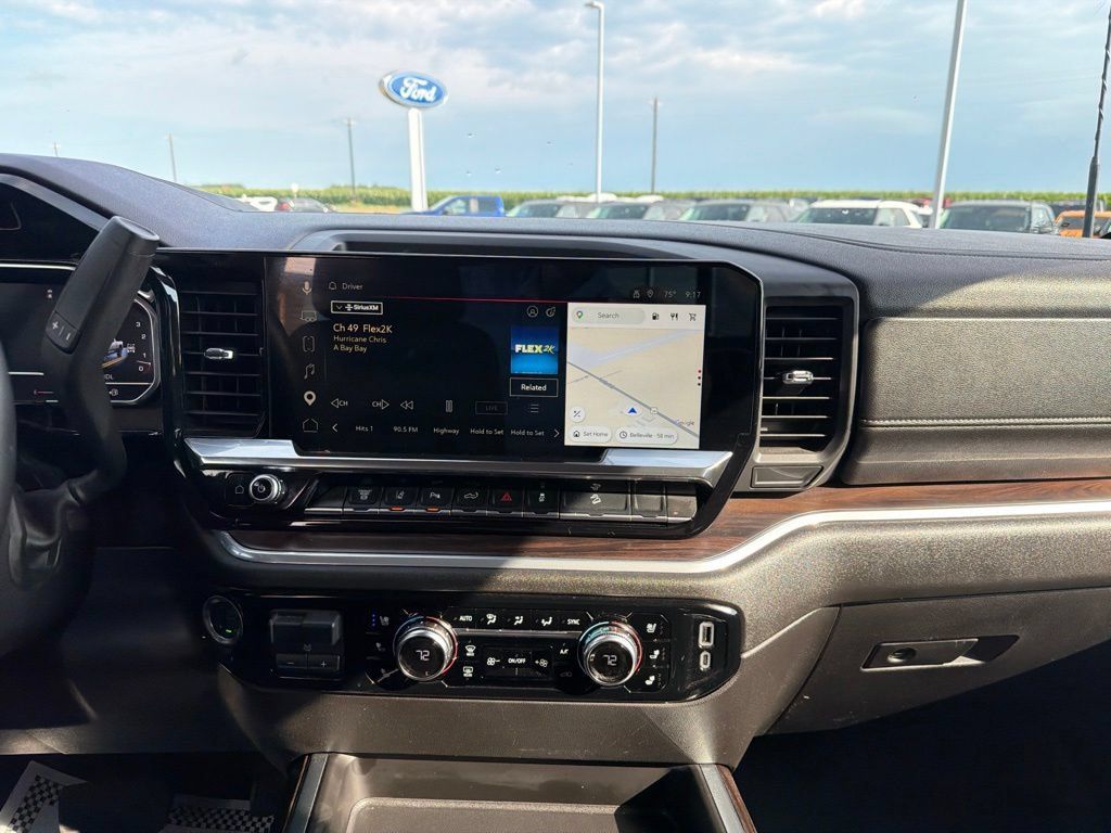 Used 2025 GMC Sierra 2500 SLT AWD/4WD image 20