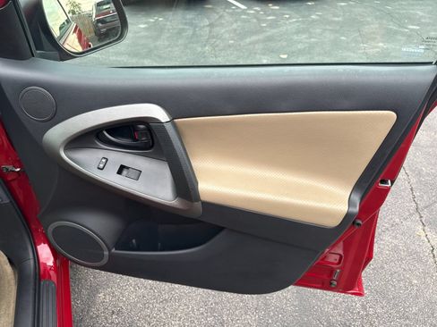 Used 2012 Toyota RAV4 Limited w/ Premium Plus Value Pkg FWD image 28