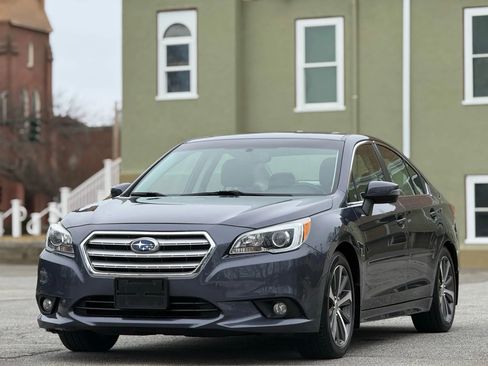 Used 2015 Subaru Legacy 2.5i Limited image 1