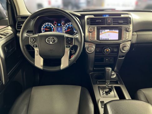 Used 2016 Toyota 4Runner SR5 Premium image 23