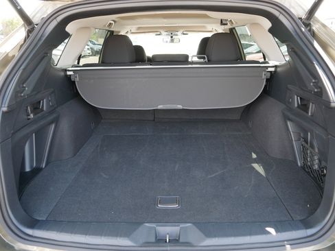 Certified 2025 Subaru Outback Premium AWD/4WD image 18