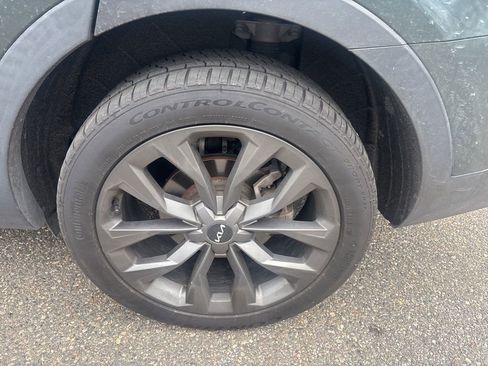 Used 2023 Kia Sorento SX Prestige image 17