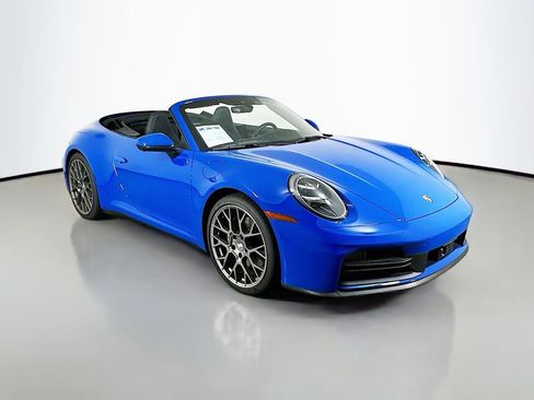 Used 2025 Porsche 911 Carrera image 40