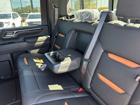New 2026 GMC Sierra 3500 AT4 w/ AT4 Preferred Package AWD/4WD image 30