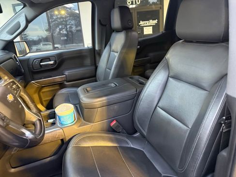 Used 2020 Chevrolet Silverado 1500 LTZ w/ LTZ Plus Package image 2