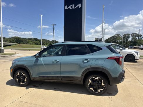 Certified 2024 Kia Seltos EX AWD/4WD image 18