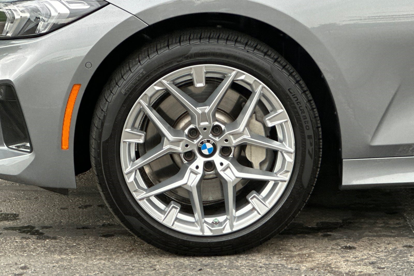 Used 2026 BMW 330i Sedan w/ Premium Package RWD image 38