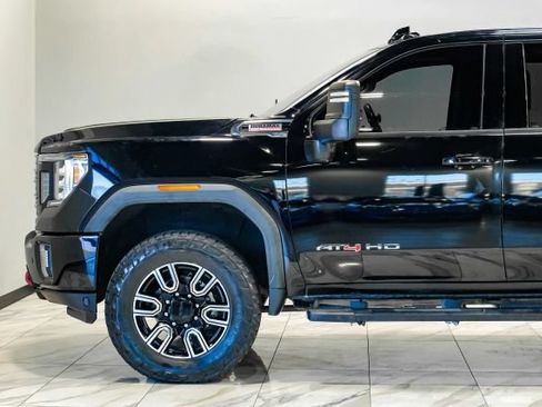 Used 2020 GMC Sierra 2500 AT4 w/ AT4 Premium Package AWD/4WD image 18