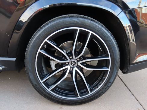 Used 2021 Mercedes-Benz GLS 580 GLS 580 image 49