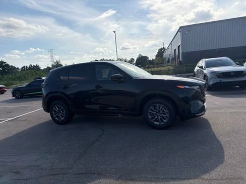 New 2026 MAZDA CX-5 Select AWD/4WD image 3
