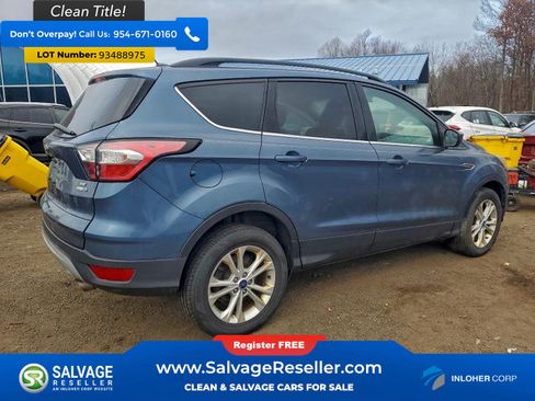 Used 2018 Ford Escape SE AWD/4WD image 4