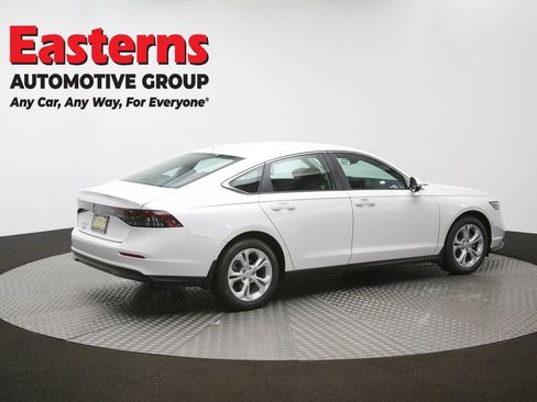 Used 2025 Honda Accord LX image 43