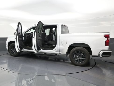 Used 2025 Chevrolet Silverado 1500 Custom image 31